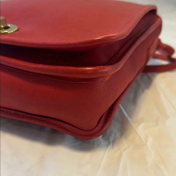COACH Vintage NYC Compact Pouch in Red - Picture 6 of 11